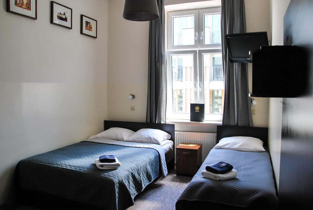 Aparthotel Kadetus クラクフ エクステリア 写真