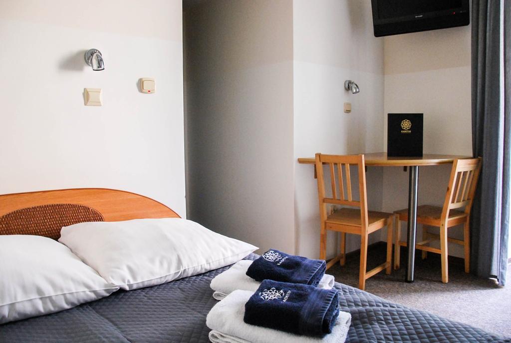 Aparthotel Kadetus クラクフ エクステリア 写真
