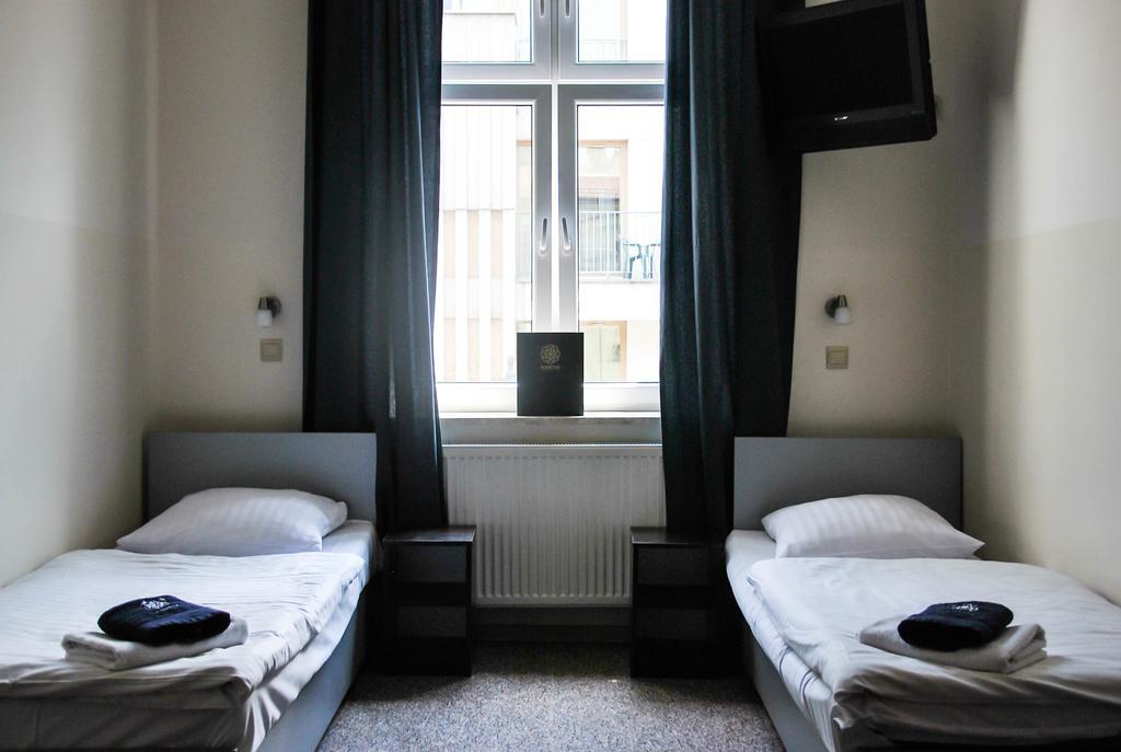 Aparthotel Kadetus クラクフ エクステリア 写真