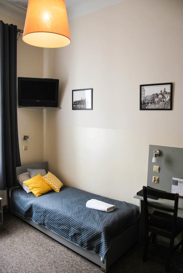 Aparthotel Kadetus クラクフ エクステリア 写真