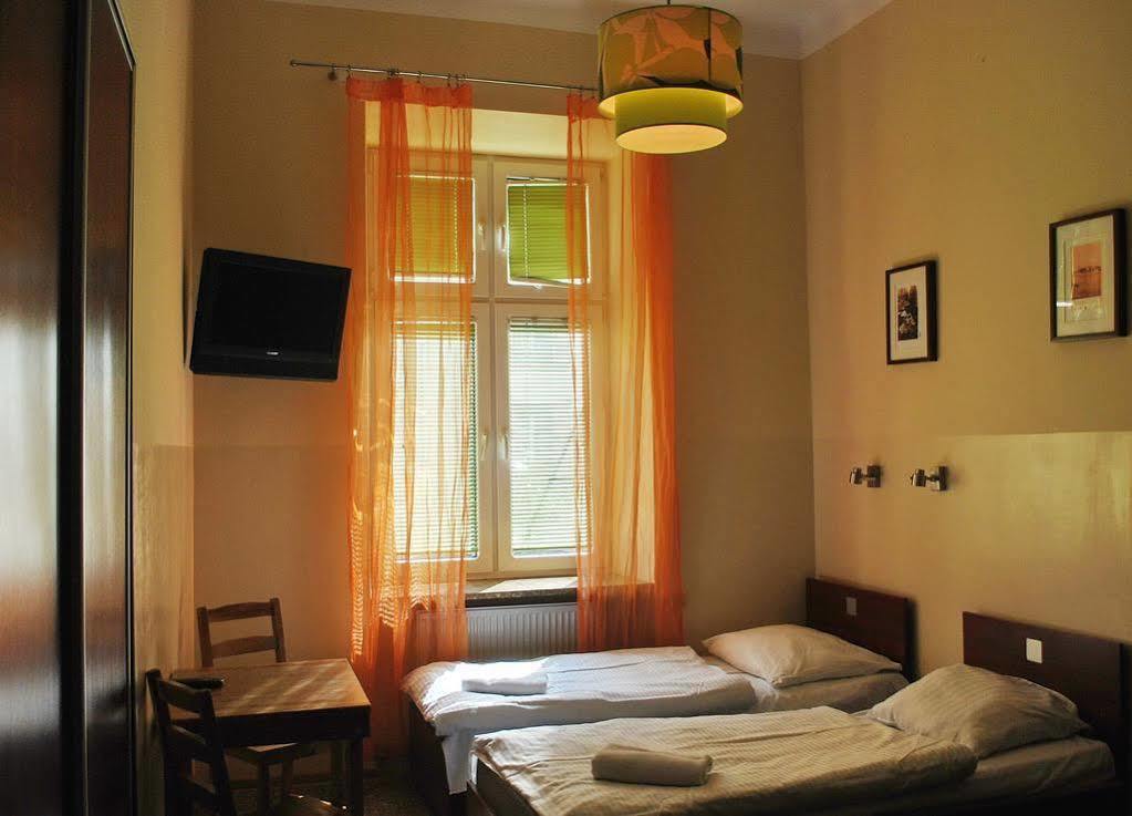 Aparthotel Kadetus クラクフ エクステリア 写真