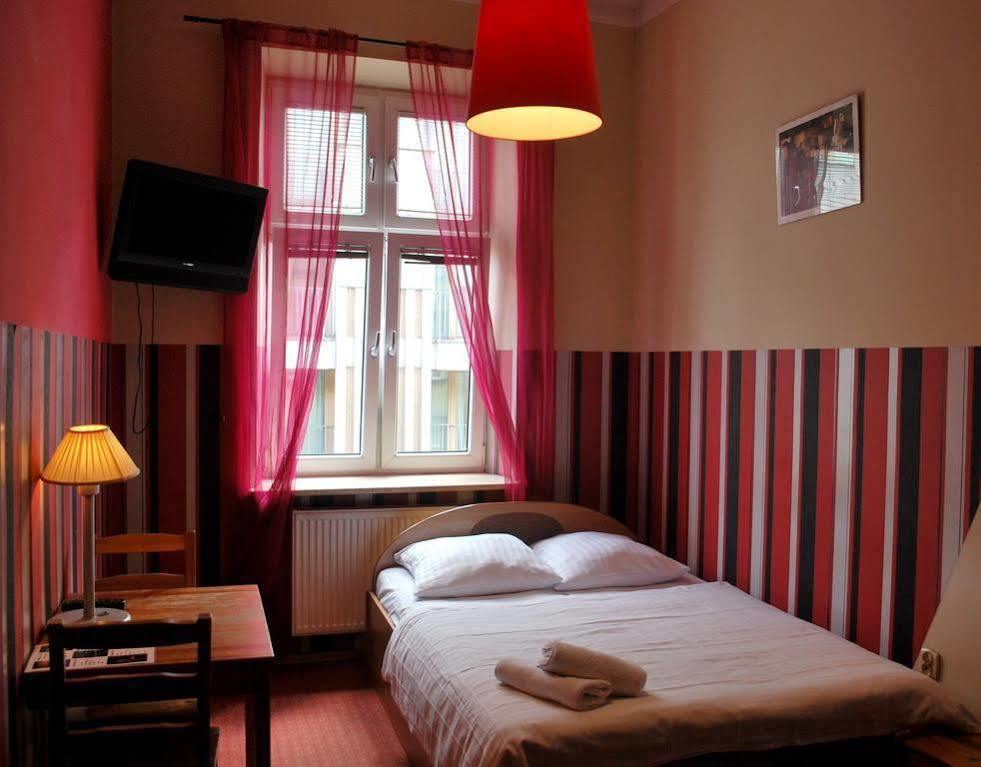 Aparthotel Kadetus クラクフ エクステリア 写真